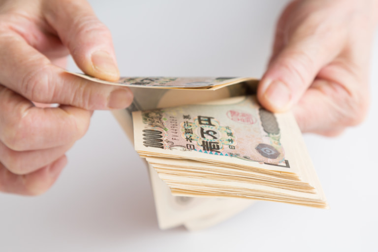 money 27